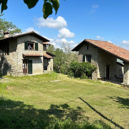 Vakantiehuis met adembenemend uitzicht Monastero Bormida Buitenkant foto