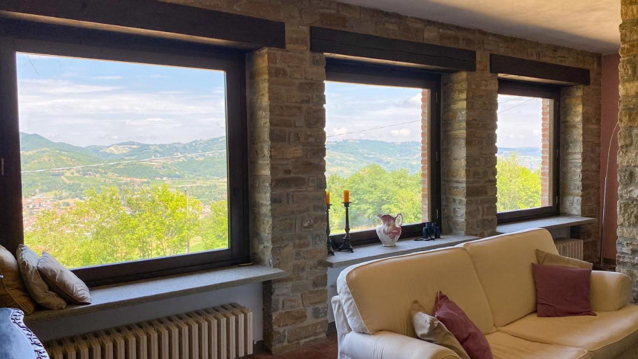 Vakantiehuis met adembenemend uitzicht Monastero Bormida Buitenkant foto
