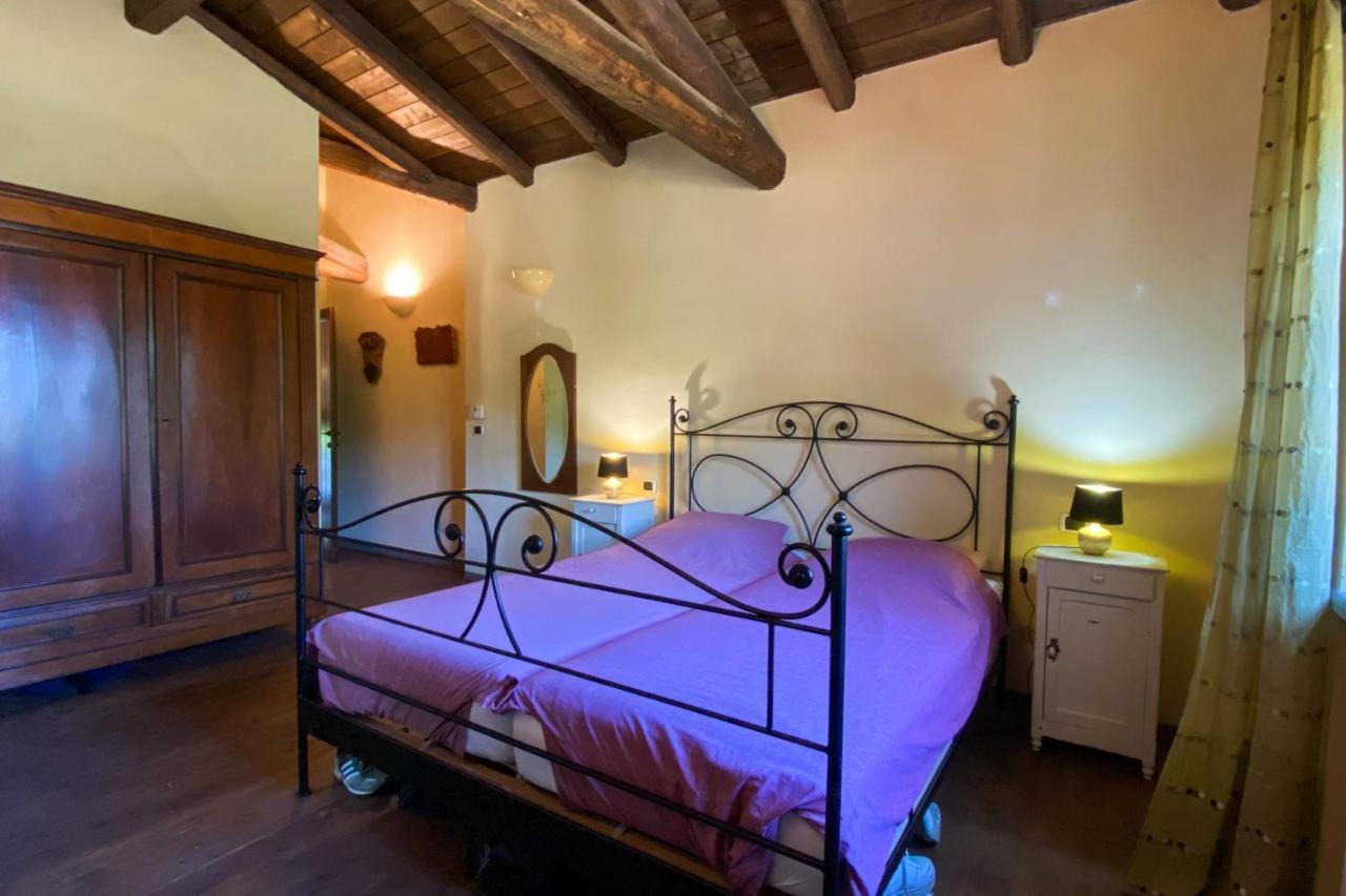 Vakantiehuis met adembenemend uitzicht Monastero Bormida Buitenkant foto