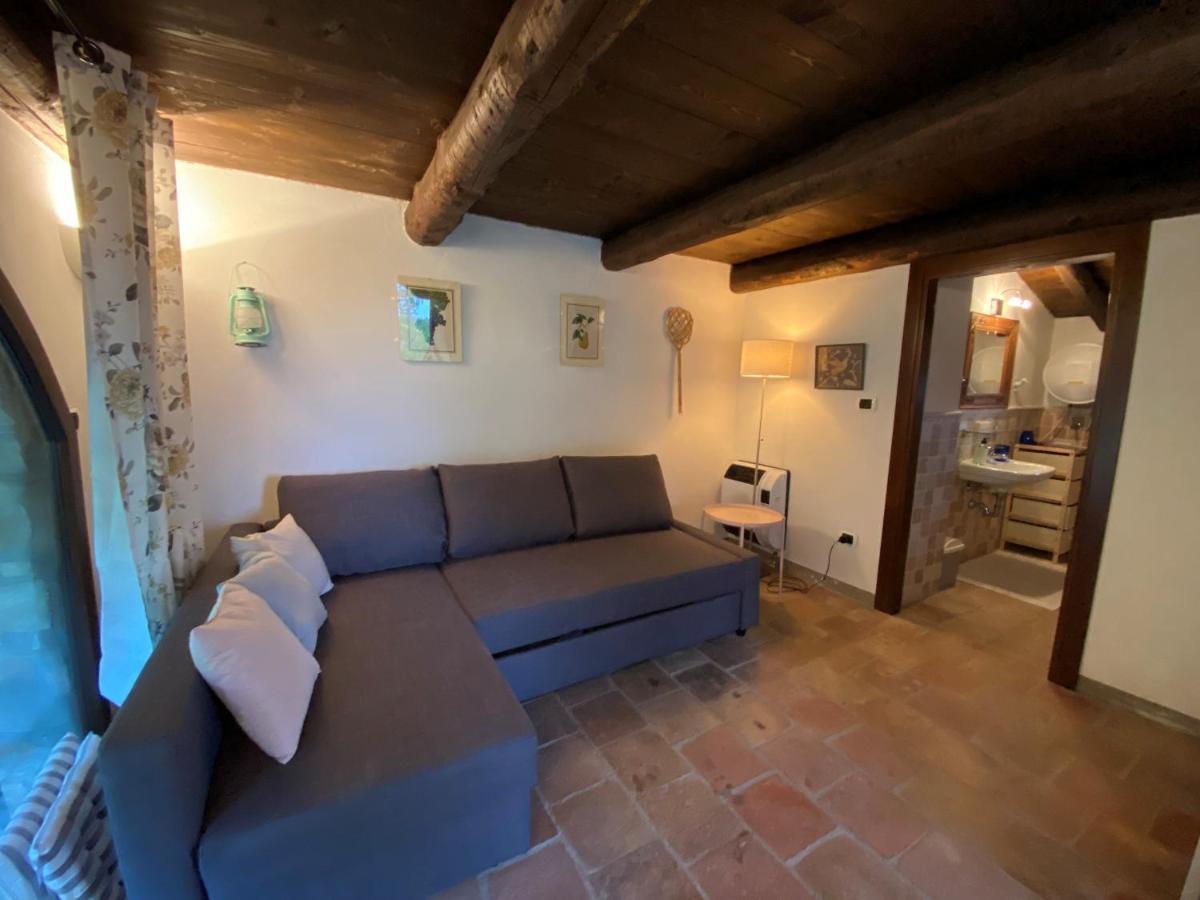 Vakantiehuis met adembenemend uitzicht Monastero Bormida Buitenkant foto